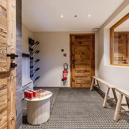 Luxury - Fireplace Heated Pool & Sauna بيت للعطل